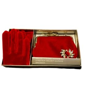 Vintage Velvet frame handbag